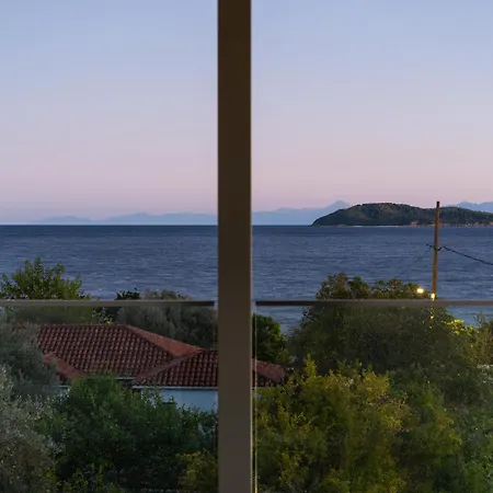 Daire Roula's House On The İskados