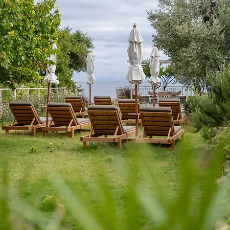 Roula's House On The İskados