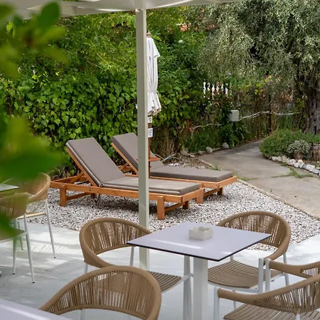 Roula's House On The *