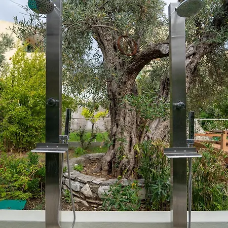 Roula's House On The * Skiathos Chora