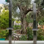 Roula's House On The * Skiathos