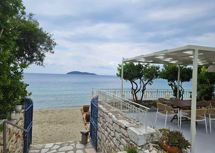 Apartament Roula's House On The *