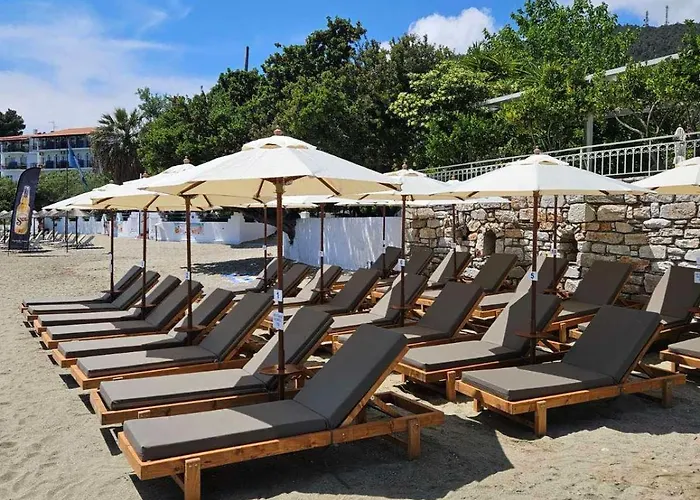 Roula's House On The * Skiatos