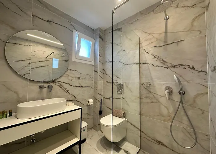 Roula's House On The * Skiatos