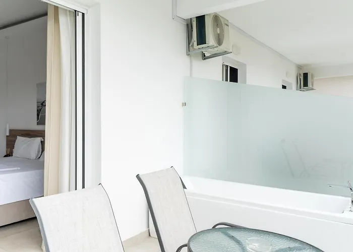 Roula's House On The Skiatos