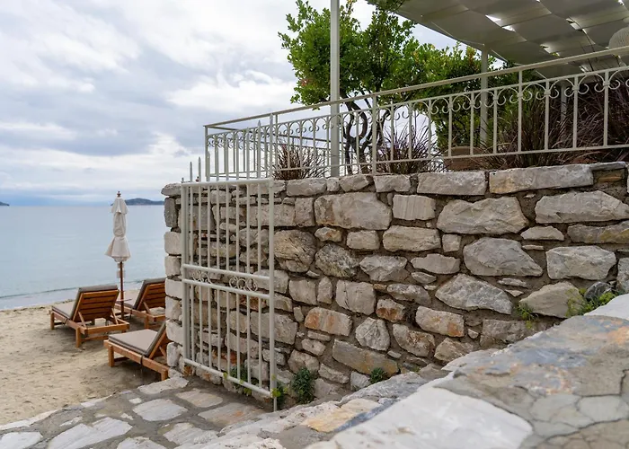 Roula's House On The *